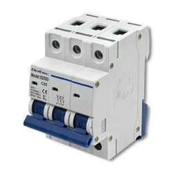 Qoltec C32 Odklopnik | Varovalka | AC | 32A | 3P