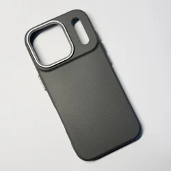 Maska MonoLine za iPhone 17 Pro siva
