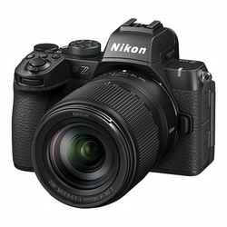 NIKON Z50 II + 18-140mm f/3.5-6.3 Digitalni fotoaparat