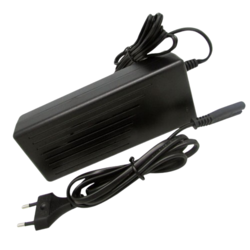 FOCUS POWER Li-Ion / Li-Po Punjač za baterije L100M-24, 29.4 V, 2.8 A