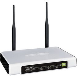 TP-LINK WIRELESS ROUTER TL-WR841ND
