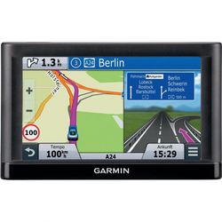 GARMIN navigacijski uređaj Nüvi 66LMT