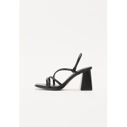 CALL IT SPRING Sandali s paščki LUXE črna