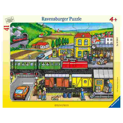 Ravensburger 41 delna sestavljanka Vožnja z vlakom 5234