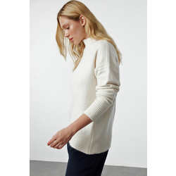 Trendyol Ecru Wool Content Basic Knitted Sweater
