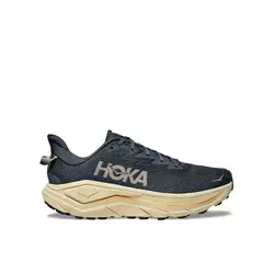 Hoka Challenger 8