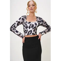 Trend Alaçati Stili Womens Leopard Square Collar Leopard Patterned Mesh Lined Lycra Crop Blouse