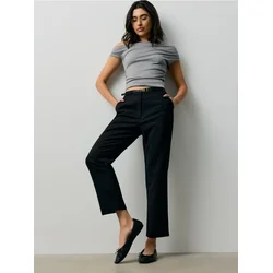 Sinsay - Chino pantalone sa kaišem - crno