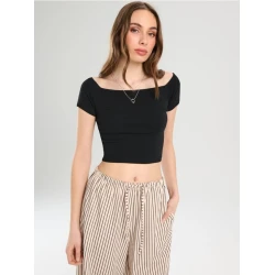 Sinsay - Crop top sa kratkim rukavima - crno