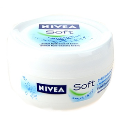 Nivea Soft 300 ml dnevna krema za lice ženska Za žene;za sve dobne skupine;Za sve vrste kože;bez zaštite SPF