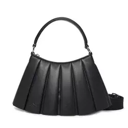 Lacoste Ročna torba NU5011DP Črna