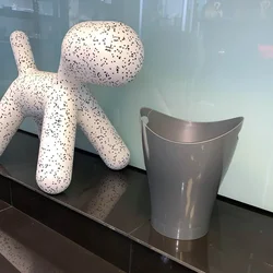 Višenamjenski koš — by KARIM RASHID