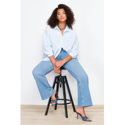 Trendyol Curve Light Blue Stitch Detail Flare Fit Denim Jeans