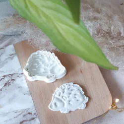 KREATIVNI SLATKIŠI Modla za kolače i ukrase Jež, 8 cm, Bela
