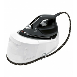 ELECTROLUX  Pegla sa parnim generatorom E6ST18G