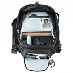 Lowepro nova 160 AW II (crna) torba