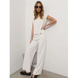 Sinsay - Straight pantalone sa viskozom od scuba materijala - krem