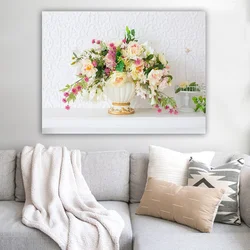 WallXpert slika na platnu 264737984_70100, buket ruža i poljskog cveća u beloj vazi, 70 x 100 cm