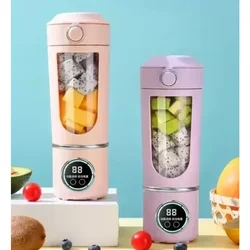 Kompaktni mini blender sa ekranom za smoothie u pokretu