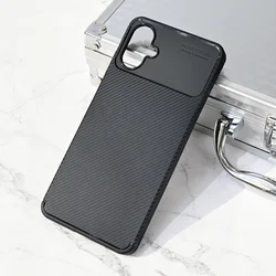 Torbica Defender Carbon za Samsung A065F Galaxy A06 crna