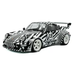 1:18 Porsche RWB Zebra