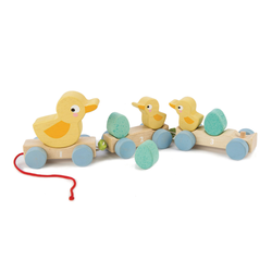 Leseni vlakec za vlečenje Pull Along Ducks Tender Leaf Toys z račkami in jajčki od 18 mes