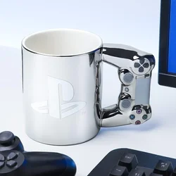 Šolja Paladone Playstation DS4 - 4th Gen Controller Mug - Silver