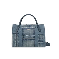 Guess JODI TOTE HWDM97 69220 Modra