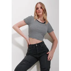 Trend Alacati Stili Ženska bluza kratkih rukava ALC-X11551, Okrugli izrez, Crno-bela