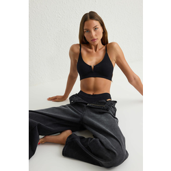 Trendyol Black Seamless Accessory and Rope Strapless Knitted Underwear Set