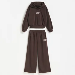 Reserved - GIRLS` JOGGING TOP & TROUSERS