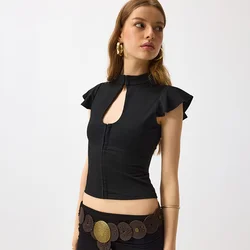 Bluza sa prorezom na dekolteu