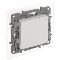 LEGRAND ENOJNA VTIČNICA LE-764537 Niloe 230 V 16 A IP44