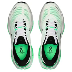 On Cloudrunner 3 Max