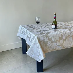 Stolnjak  Damast  - 150x160cm dezen E29