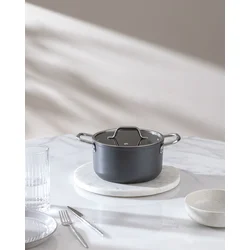 Madame Coco Šerpa sa poklopcem Titanium Profesional, 18 cm, Antracit