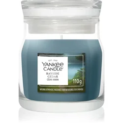 Yankee Candle Bayside Cedar dišeča sveča Signature 110 g