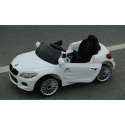 Auto na akumulator BMW Model 215 beli