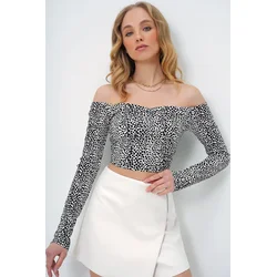 Trend Alacati Stili Ženska bluza dugih rukava Alc-X13456, Brod izrez, Crno-bela