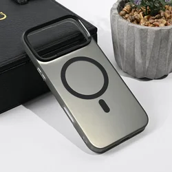 Maska za iPhone 17 Pro Max 6.9 Magsafe Clear, Crna