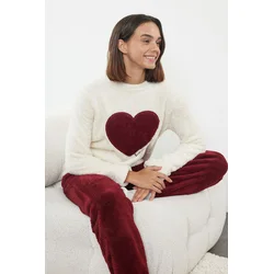 Trendyol Ecru-Burgundy Heart Wellsoft Knitted Pajama Set
