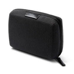 Bellroy Tech Kit Compact - organizator za mobilne dodatke (črn)