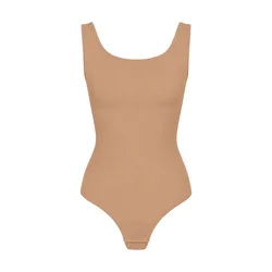 cfab Oblikovanje postave Tank Sculpting Bodysuit with String bež