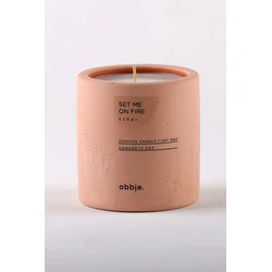 Conceptum Hypnose Betonska sveća Set Me On Fire Verti, Miris jabuka-cimet, Parafina i soja, 8.5 cm, Roze
