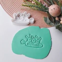 KREATIVNI SLATKIŠI Modla za kolače i ukrase Zeke srećan Uskrs, 9 cm, Bela