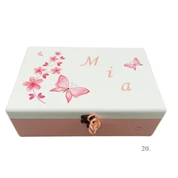 Kutija uspomena personalizirana imenom - poklon za rođenje, krštenje ili rođendan djeteta - 20. 20x30x10cm - 15464