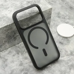 Futrola shadow magsafe za iphone 17 pro (6.3)/iphone 18 pro (6.3) crna (big camera) ( F125890 )