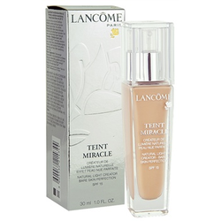 Lancome Teint Miracle vlažilni puder za vse tipe kože odtenek 010 Beige Porcelaine SPF 15 (Natural Light Creator Bare Skin Perfection) 30 ml