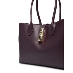 Ročna torba Furla Goccia M WB01978 ARE000 4906S Vijolična