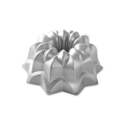 NordicWare Pekač za torte VINTAGE STAR srebrn